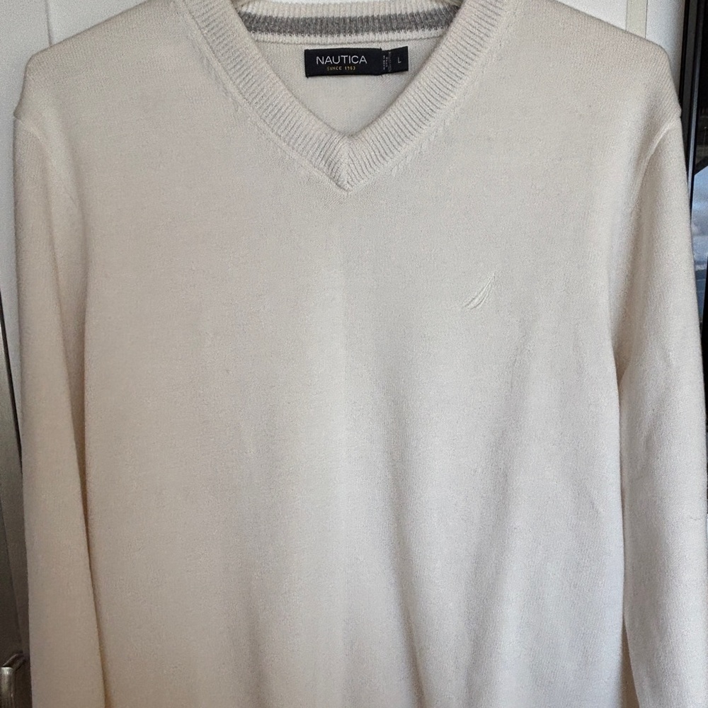NEW - Nautica men’s sweater